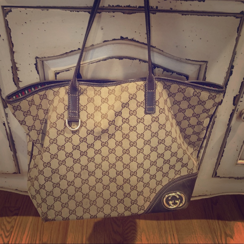 Used Gucci tote.